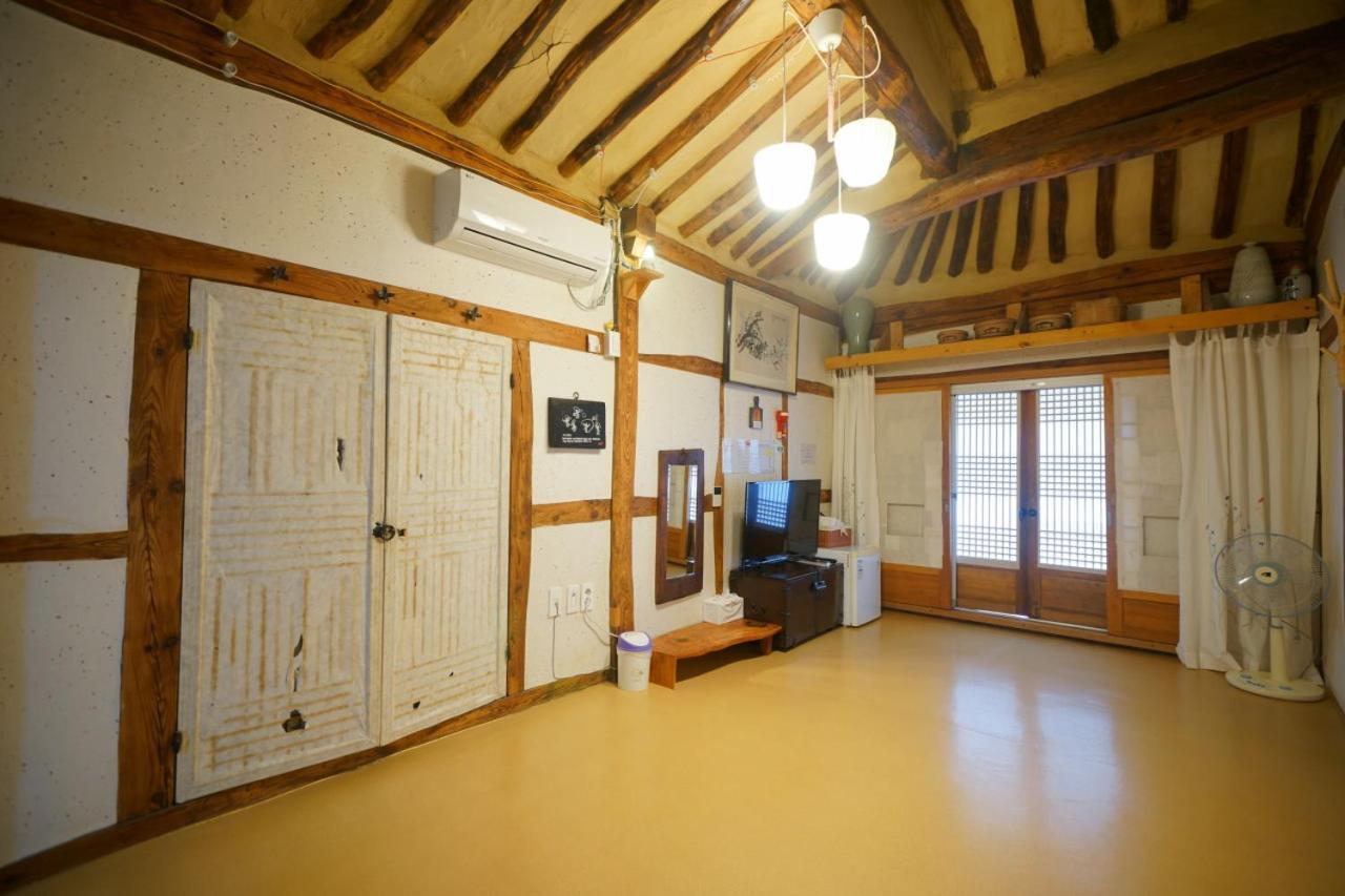Hanok Madang Jeonju Εξωτερικό φωτογραφία