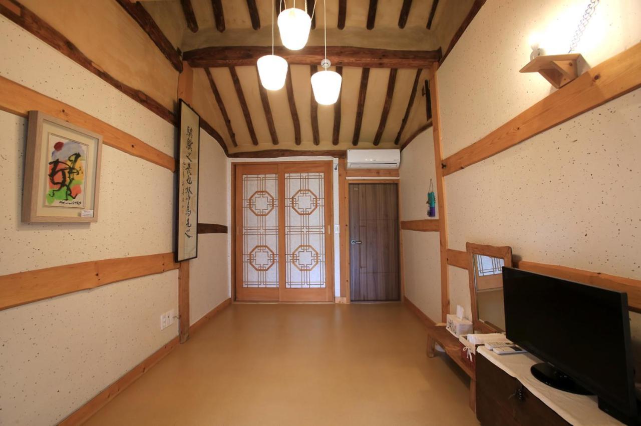 Hanok Madang Jeonju Εξωτερικό φωτογραφία