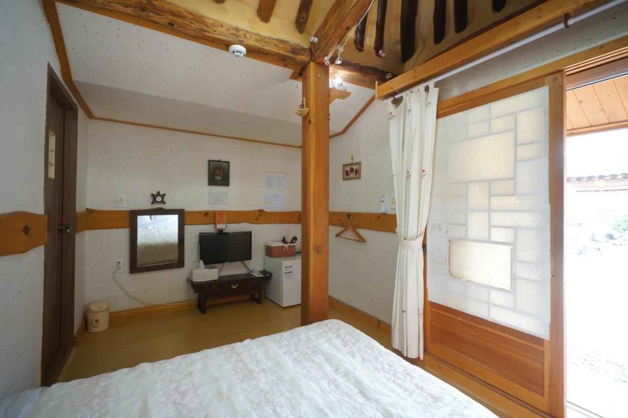 Hanok Madang Jeonju Εξωτερικό φωτογραφία